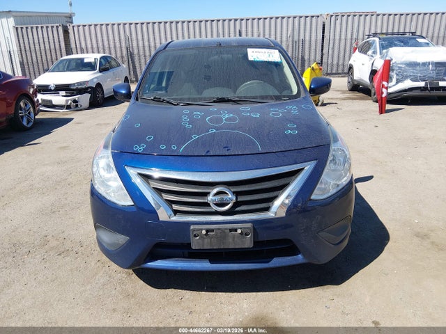 3N1CN7AP3JL880864 Nissan Versa 1.6 Sv