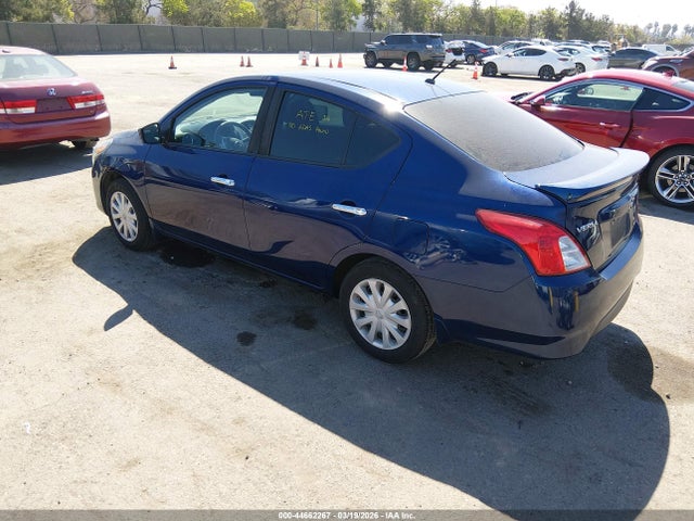 3N1CN7AP3JL880864 Nissan Versa 1.6 Sv