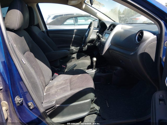 3N1CN7AP3JL880864 Nissan Versa 1.6 Sv