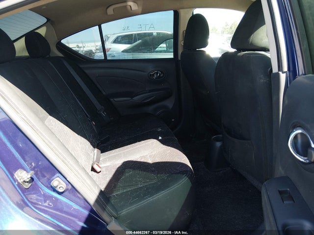3N1CN7AP3JL880864 Nissan Versa 1.6 Sv