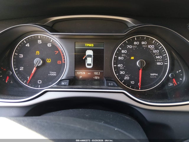 2014 Audi A4 2.0t Premium მანქანა იყიდება აუქციონზე, vin: WAUBFAFL0EN032176, აუქციონის ნომერი: 44662272