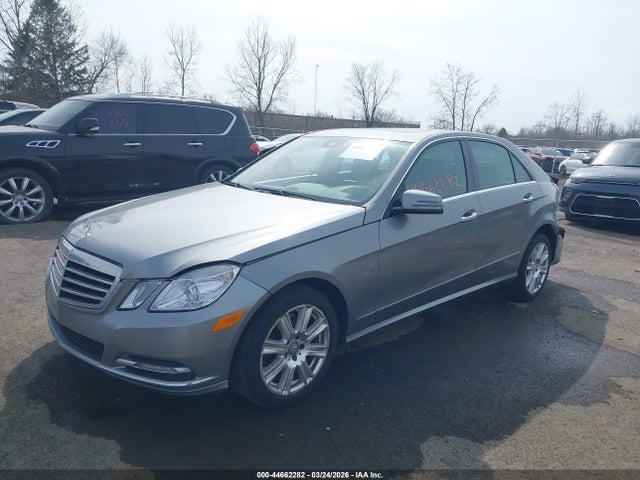 2013 MERCEDES-BENZ E 350 WDDHF8JB9DA703411 Photo 1