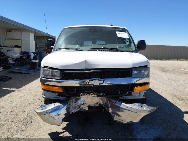 1GAZGPFG1K1248571 Chevrolet Express 3500 Lt