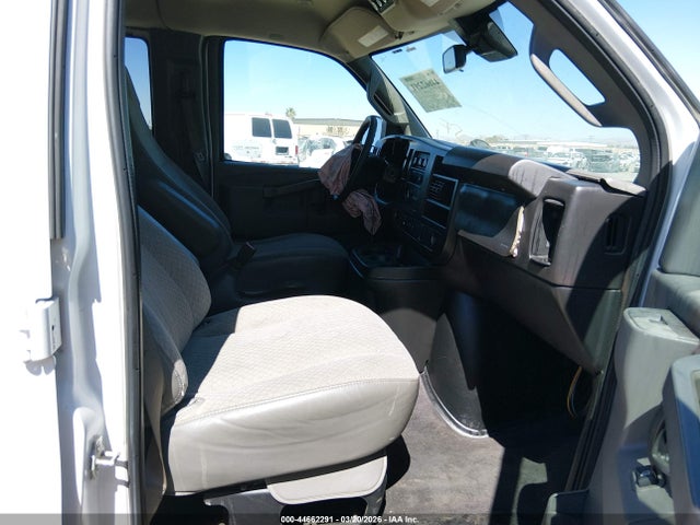 1GAZGPFG1K1248571 Chevrolet Express 3500 Lt