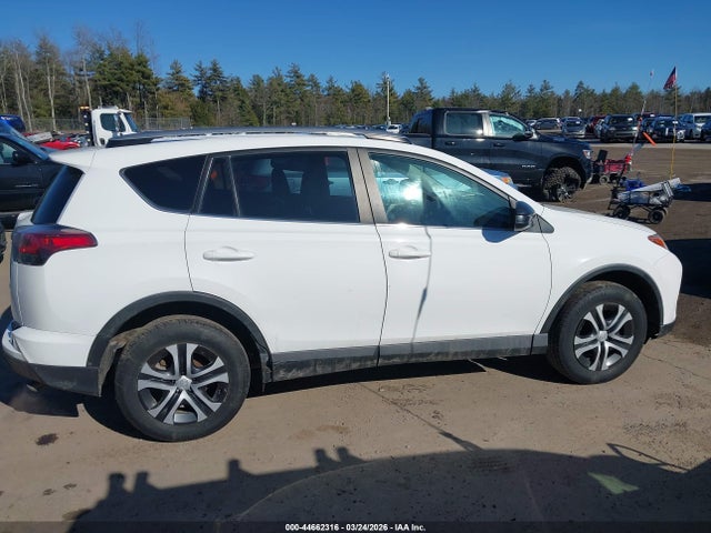 Toyota RAV4 LE 2017 2T3ZFREV8HW378167 Image 13