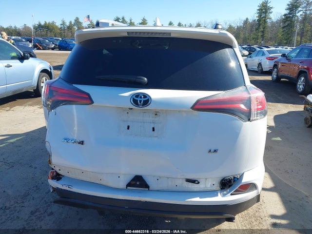 Toyota RAV4 LE 2017 2T3ZFREV8HW378167 Image 16