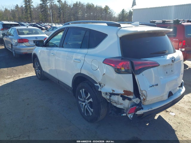 Toyota RAV4 LE 2017 2T3ZFREV8HW378167 Image 3