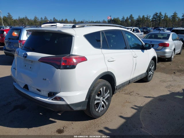Toyota RAV4 LE 2017 2T3ZFREV8HW378167 Image 4