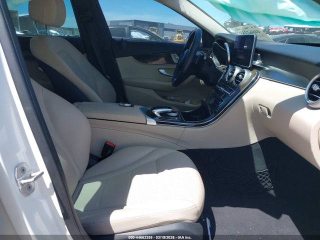 Aukcja sprzedaży 2016 Mercedes-benz C 300, vin: 55SWF4JB0GU117295, numer aukcji: 44662358