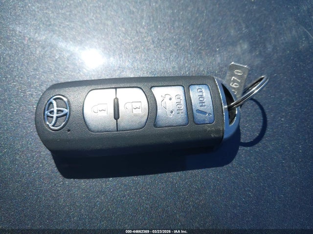 3MYDLBYV4HY170871 Toyota YARIS IA
