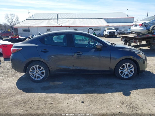 3MYDLBYV4HY170871 Toyota YARIS IA