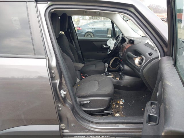 Продажа на аукционе авто 2017 Jeep Renegade Latitude 4x4, vin: ZACCJBBB4HPG49438, номер лота: 44662412