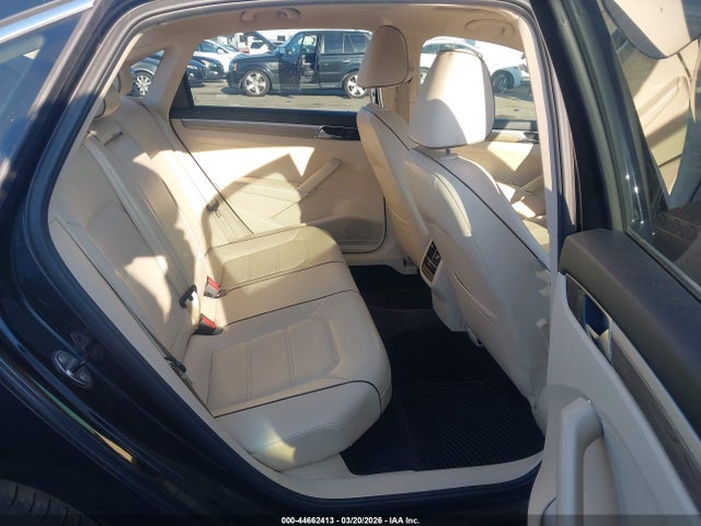 Продаж на аукціоні авто 2017 Volkswagen Passat 1.8t Se, vin: 1VWBT7A35HC015957, номер лоту: 44662413