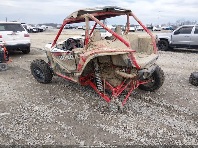 1HFVE0588S4600028 Honda Sxs1000 S2r