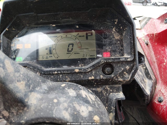 1HFVE0588S4600028 Honda Sxs1000 S2r