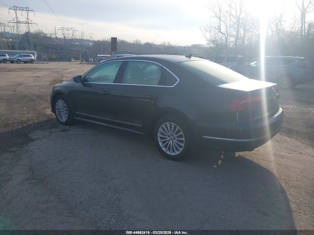 44662416 :رقم المزاد ، 1VWBT7A32HC029024 vin ، 2017 Volkswagen Passat 1.8t Se مزاد بيع