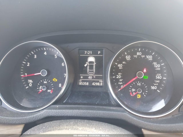 44662416 :رقم المزاد ، 1VWBT7A32HC029024 vin ، 2017 Volkswagen Passat 1.8t Se مزاد بيع