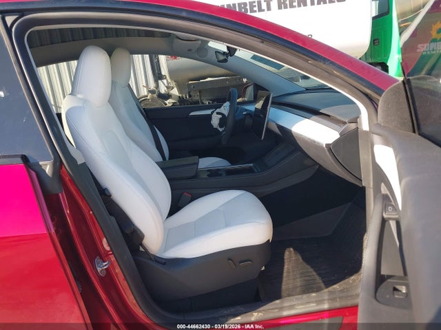 44662430 :رقم المزاد ، 7SAYGDEE4RF107774 vin ، 2024 Tesla Model Y Long Range Dual Motor All-wheel Drive مزاد بيع