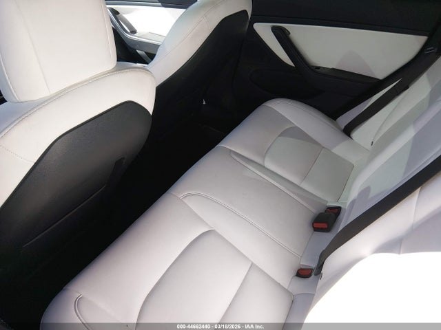 Tesla Model 3 Long Range/performance 2018 5YJ3E1EB9JF079279 Image 8
