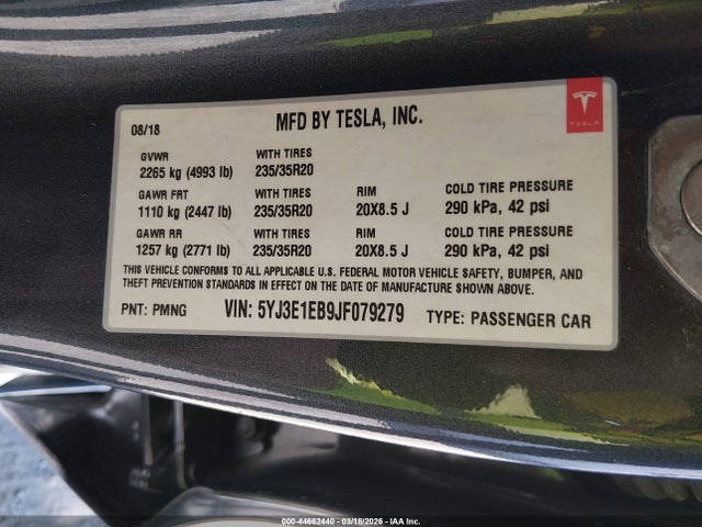 Tesla Model 3 Long Range/performance 2018 5YJ3E1EB9JF079279 Image 9