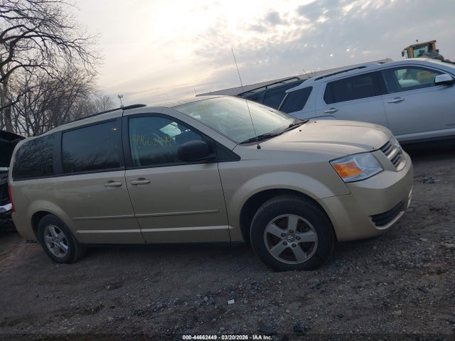 Продажа на аукционе авто 2010 Dodge Grand Caravan Se, vin: 2D4RN4DE6AR328121, номер лота: 44662449