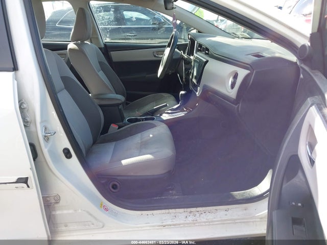 Продажа на аукционе авто 2018 Toyota Corolla Le, vin: 2T1BURHE6JC113573, номер лота: 44662481