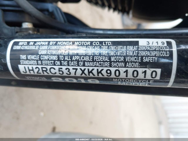 JH2RC537XKK901010 Honda Vt750 C2b