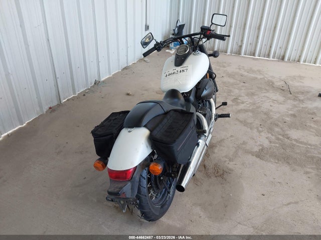 JH2RC537XKK901010 Honda Vt750 C2b