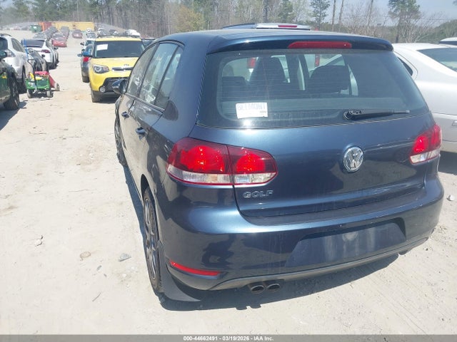 44662491 :رقم المزاد ، WVWDB7AJ1EW010200 vin ، 2014 Volkswagen Golf 2.5l مزاد بيع