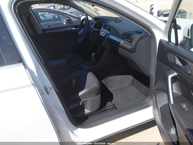 3VVNB7AX0PM031522 Volkswagen Tiguan 2.0t Se