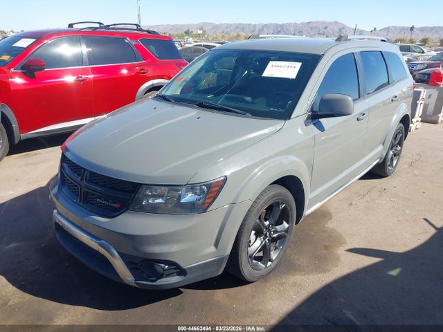 3C4PDDGGXKT759273 Dodge Journey Crossroad Awd