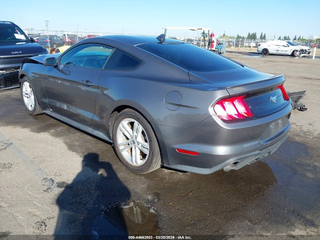 Ford Mustang Ecoboost Premium Fastback 2021 1FA6P8TH6M5103718 Image 3