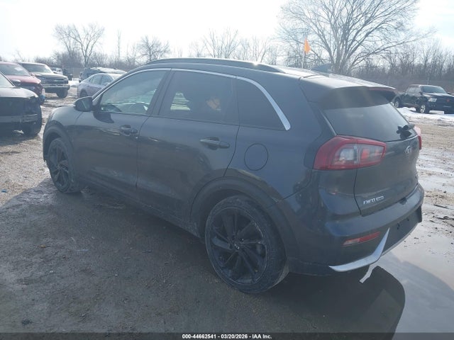 44662541 :رقم المزاد ، KNDCC3LC8K5256355 vin ، 2019 Kia Niro S Touring مزاد بيع