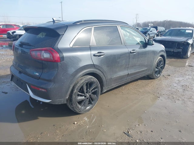 44662541 :رقم المزاد ، KNDCC3LC8K5256355 vin ، 2019 Kia Niro S Touring مزاد بيع