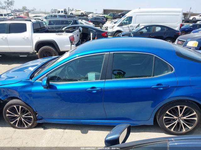 4T1B11HK5JU030554 Toyota CAMRY SE