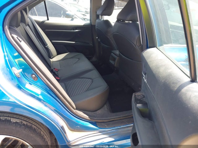 4T1B11HK5JU030554 Toyota CAMRY SE