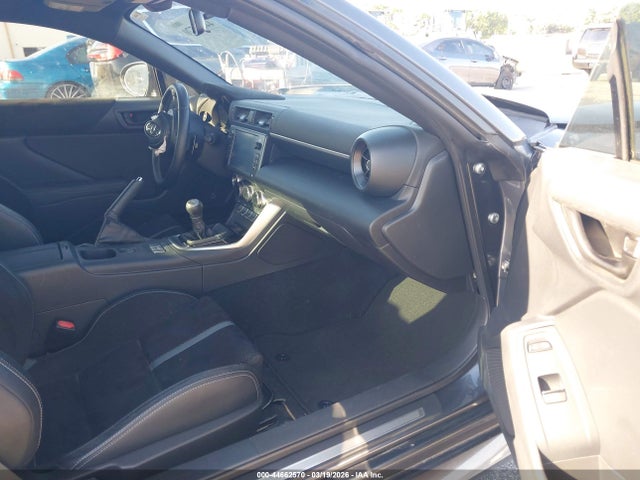 2022 TOYOTA GR86 JF1ZNBF19N8752735 Photo 4