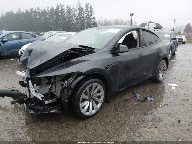 2026 TESLA MODEL Y 7SAYGDED4TF401870 Photo 1
