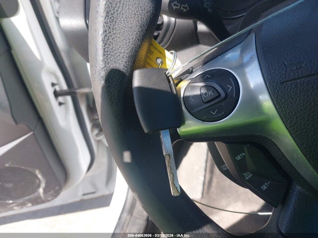 1FMCU0GX7GUA24802 Ford ESCAPE SE