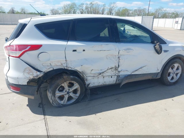 1FMCU0GX7GUA24802 Ford ESCAPE SE