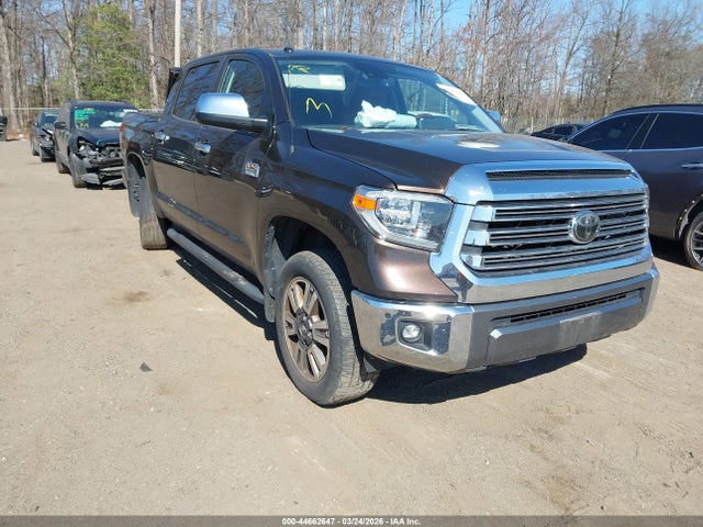 2018 TOYOTA TUNDRA 5TFAY5F10JX726167