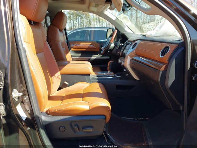 2018 TOYOTA TUNDRA 5TFAY5F10JX726167 Photo 4