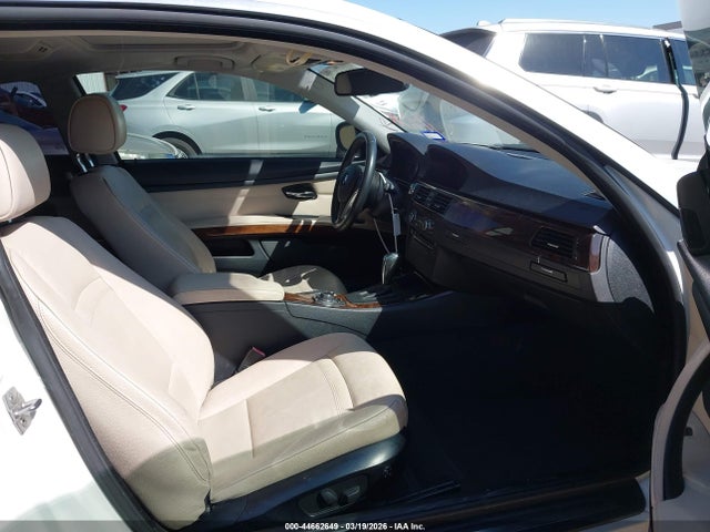 2011 Bmw 328i მანქანა იყიდება აუქციონზე, vin: WBAKE5C59BE755018, აუქციონის ნომერი: 44662649