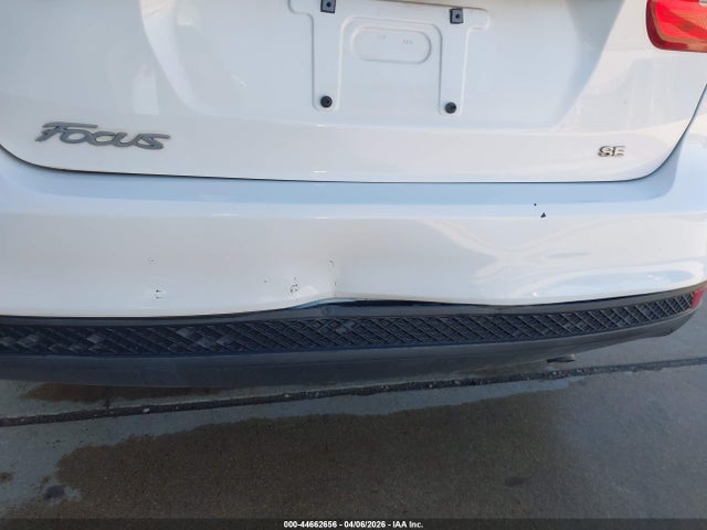 1FADP3F26JL328858 Ford FOCUS SE
