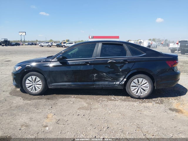 Aukcja sprzedaży 2019 Volkswagen Jetta 1.4t R-line/1.4t S/1.4t Se, vin: 3VWCB7BU9KM243013, numer aukcji: 44662662