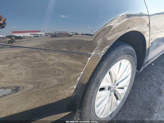 2019 Volkswagen Jetta 1.4t R-line/1.4t S/1.4t Se მანქანა იყიდება აუქციონზე, vin: 3VWCB7BU9KM243013, აუქციონის ნომერი: 44662662