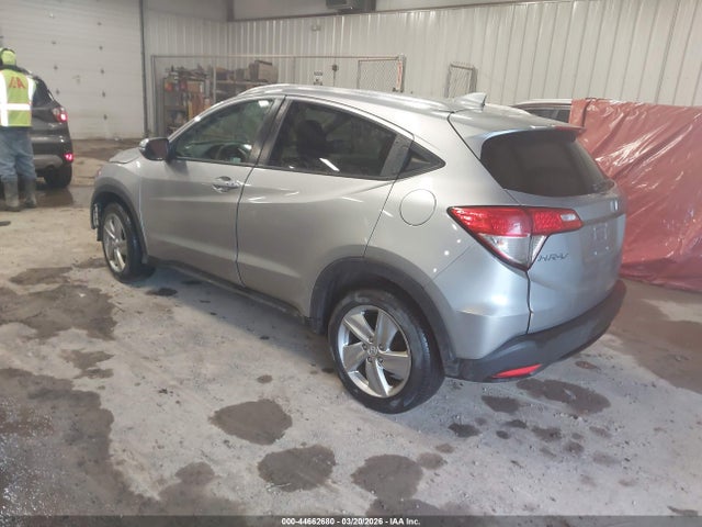 2020 HONDA HR-V 3CZRU6H73LM736099 Photo 2