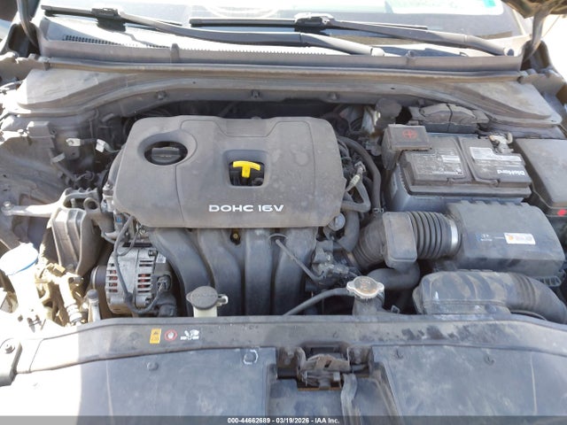 5NPD84LF5JH281198 Hyundai ELANTRA SEL