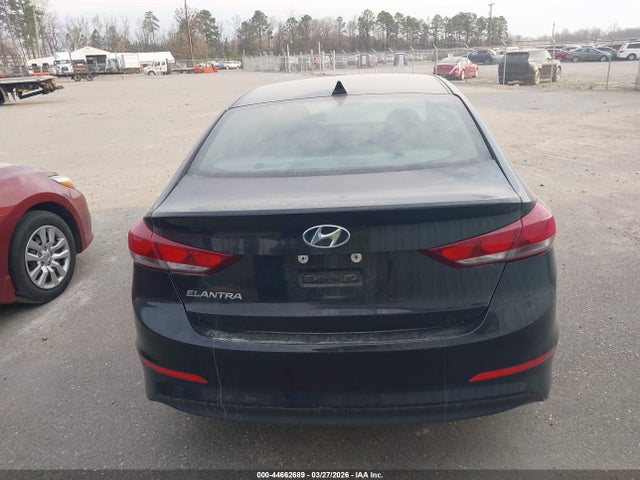 5NPD84LF5JH281198 Hyundai ELANTRA SEL