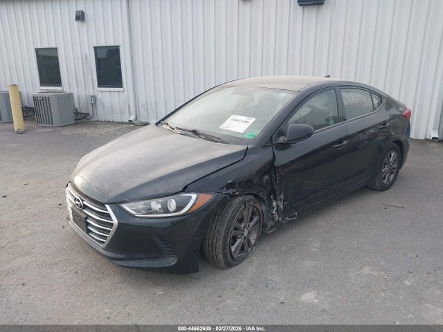 5NPD84LF5JH281198 Hyundai ELANTRA SEL